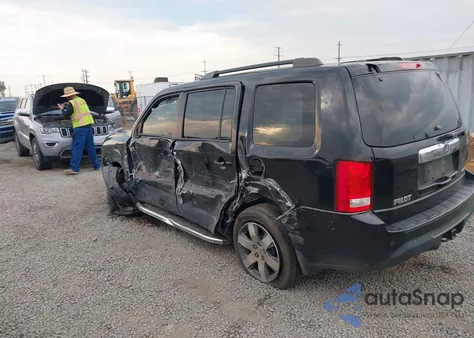 2015 Honda Pilot Touring from USA, damaged, VIN 5FNYF3H91FB023870